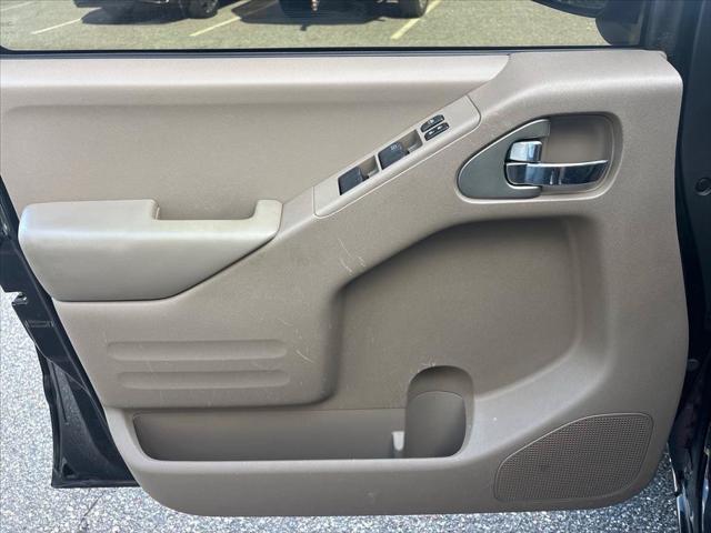 2016 Nissan Frontier SV