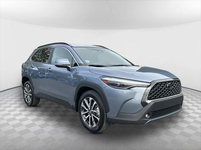 2024 Toyota Corolla Cross XLE