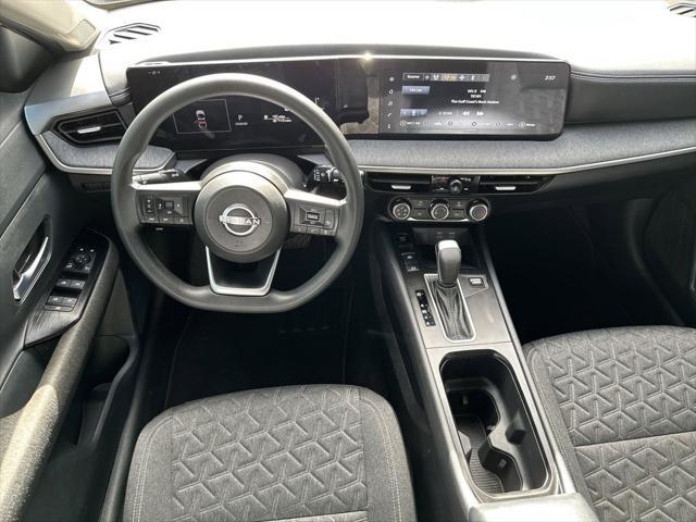 2025 Nissan Kicks SV FWD