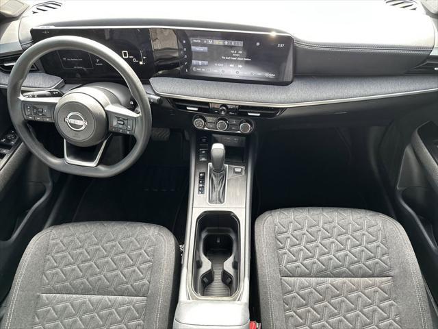 2025 Nissan Kicks SV FWD