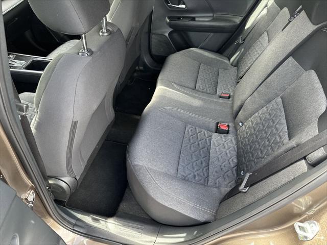 2025 Nissan Kicks SV FWD
