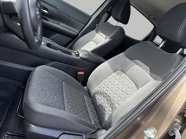 2025 Nissan Kicks SV FWD