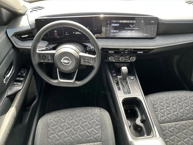 2025 Nissan Kicks SV FWD