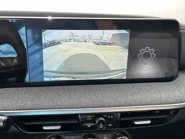 2025 Nissan Kicks SV FWD
