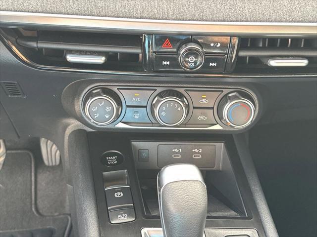 2025 Nissan Kicks SV FWD