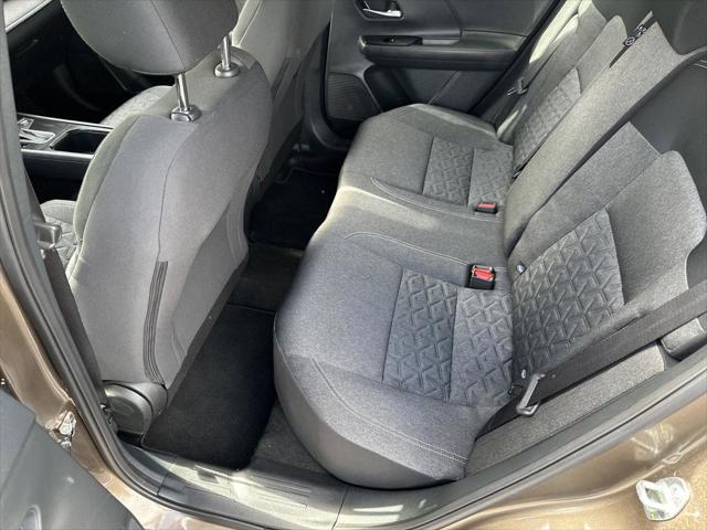 2025 Nissan Kicks SV FWD