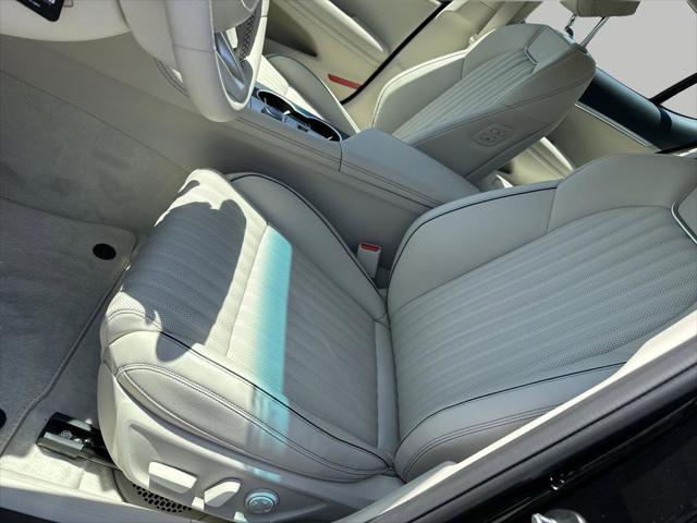 2026 Genesis G70 2.5T RWD Prestige