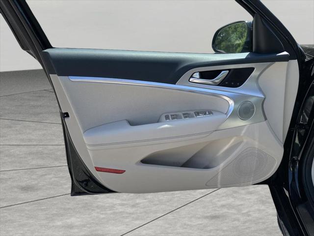 2026 Genesis G70 2.5T RWD Prestige