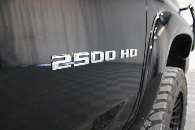2021 Chevrolet Silverado 2500HD 4WD Crew Cab Standard Bed High Country