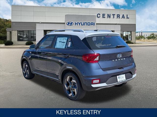 2026 Hyundai Venue SEL w/Two-Tone Roof
