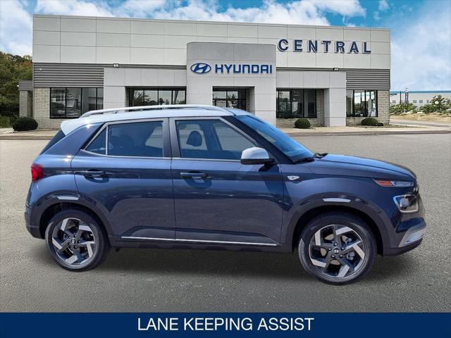 2026 Hyundai Venue SEL w/Two-Tone Roof