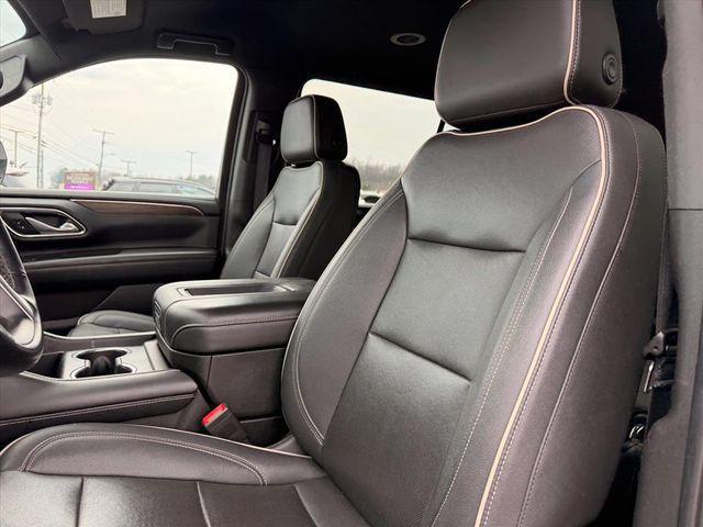 2023 Chevrolet Suburban 4WD Premier
