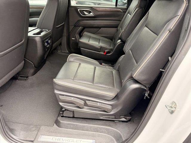 2023 Chevrolet Suburban 4WD Premier