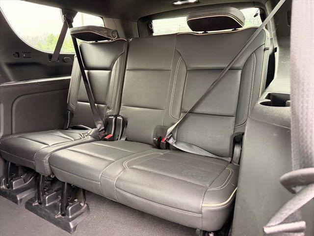 2023 Chevrolet Suburban 4WD Premier