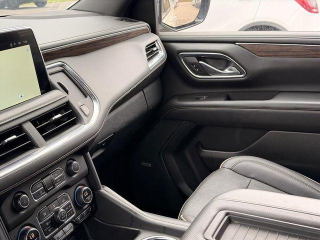 2023 Chevrolet Suburban 4WD Premier