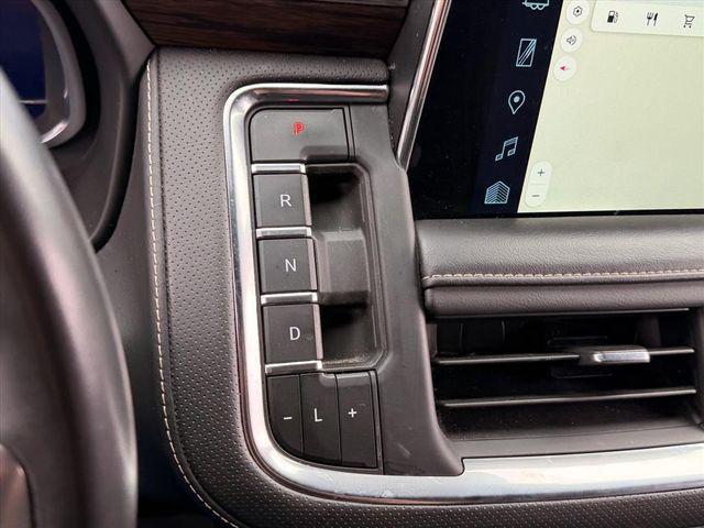 2023 Chevrolet Suburban 4WD Premier