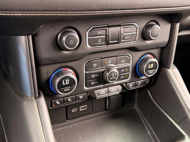 2023 Chevrolet Suburban 4WD Premier