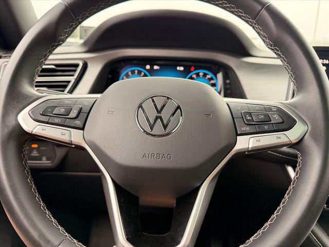2024 Volkswagen Atlas Cross Sport 2.0T SE w/Technology