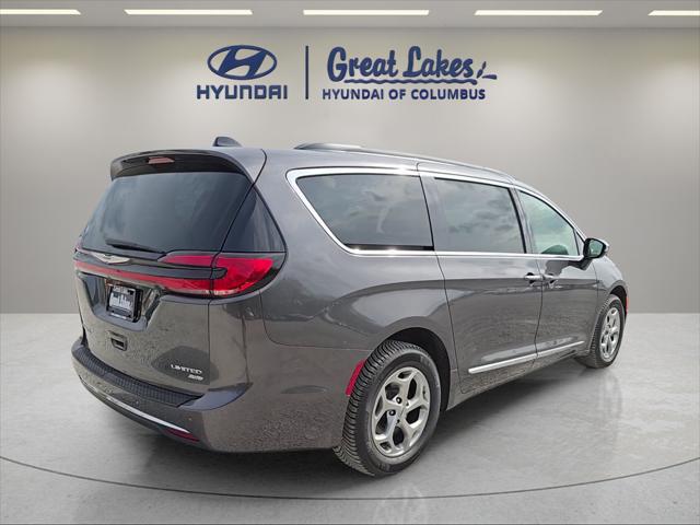 2023 Chrysler Pacifica Limited AWD