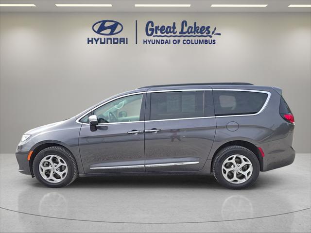 2023 Chrysler Pacifica Limited AWD