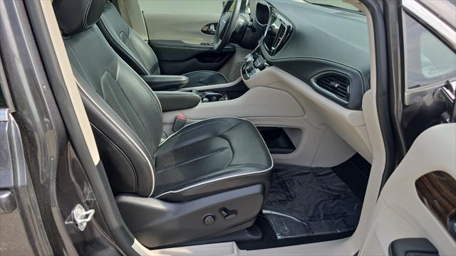 2023 Chrysler Pacifica Limited AWD