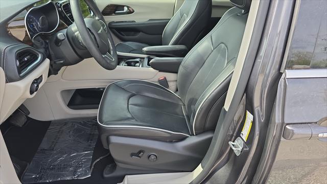 2023 Chrysler Pacifica Limited AWD