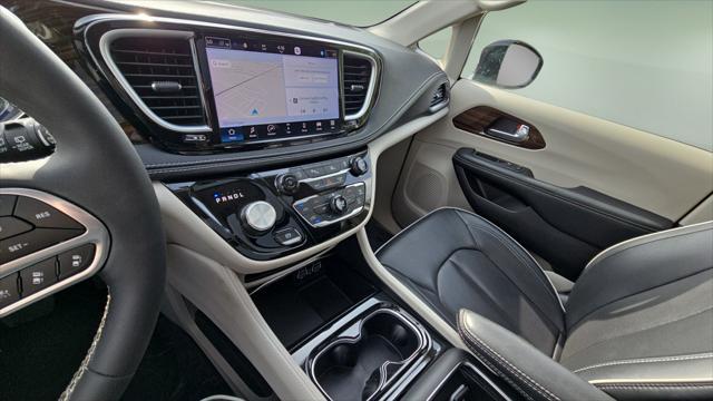 2023 Chrysler Pacifica Limited AWD