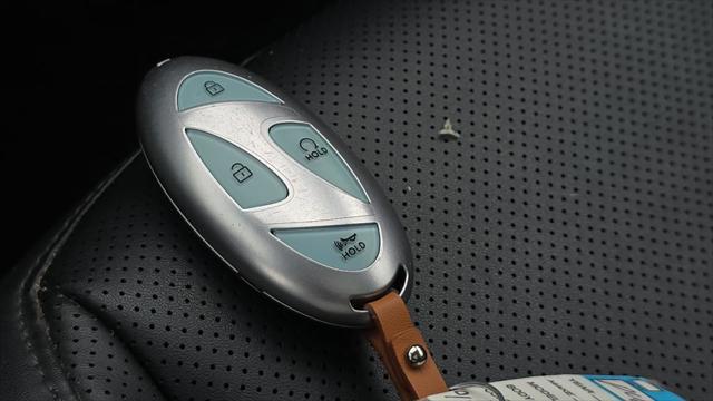 2024 Hyundai Kona EV Limited