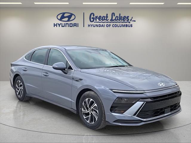 2026 Hyundai Sonata Hybrid Blue