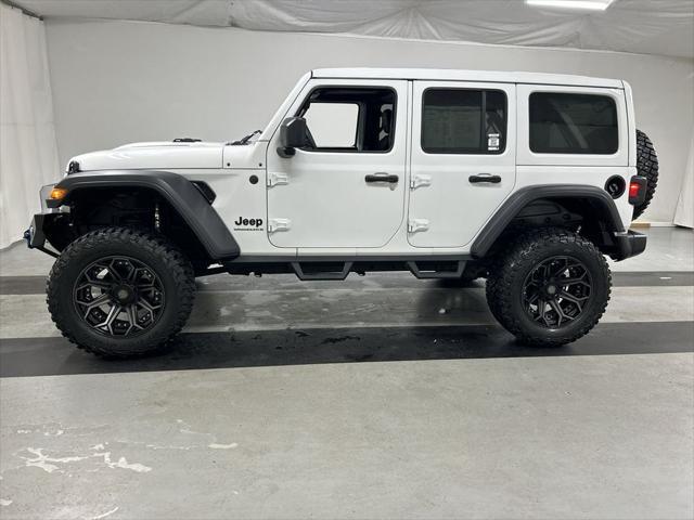 2025 Jeep Wrangler 4-Door Willys 4x4