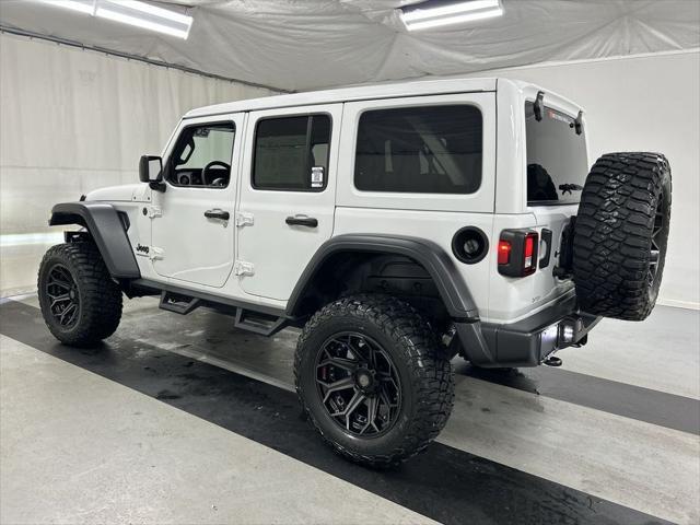 2025 Jeep Wrangler 4-Door Willys 4x4