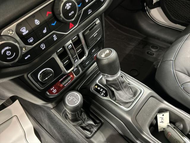 2025 Jeep Wrangler 4-Door Willys 4x4