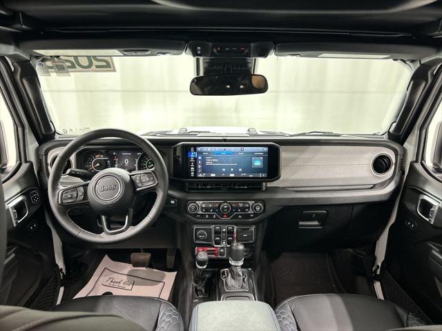 2025 Jeep Wrangler 4-Door Willys 4x4