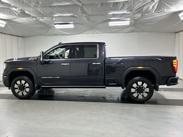 2025 GMC Sierra 2500HD 4WD Crew Cab Standard Bed Denali