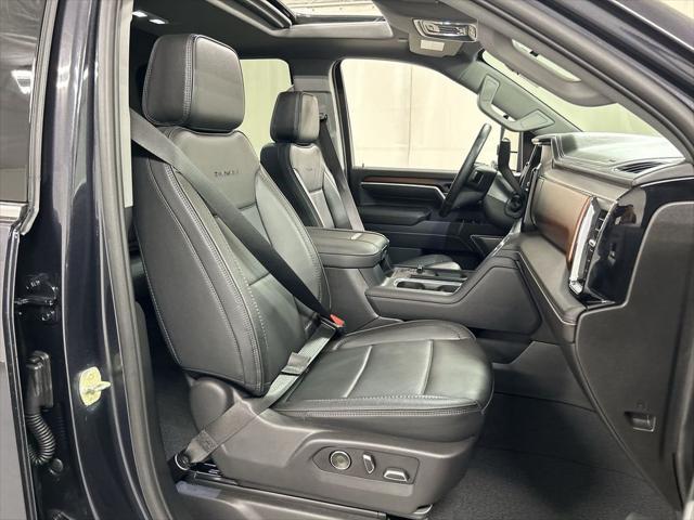 2025 GMC Sierra 2500HD 4WD Crew Cab Standard Bed Denali