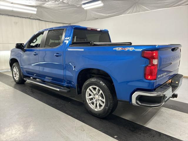 2022 Chevrolet Silverado 1500 4WD Crew Cab Standard Bed LT