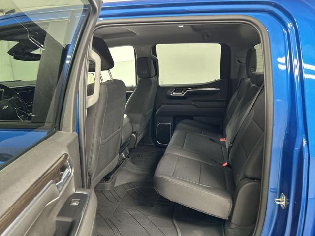 2022 Chevrolet Silverado 1500 4WD Crew Cab Standard Bed LT
