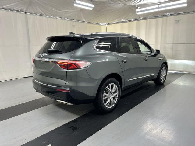 2023 Buick Enclave Essence AWD