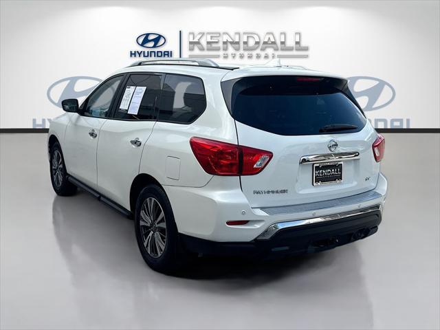 2019 Nissan Pathfinder SV
