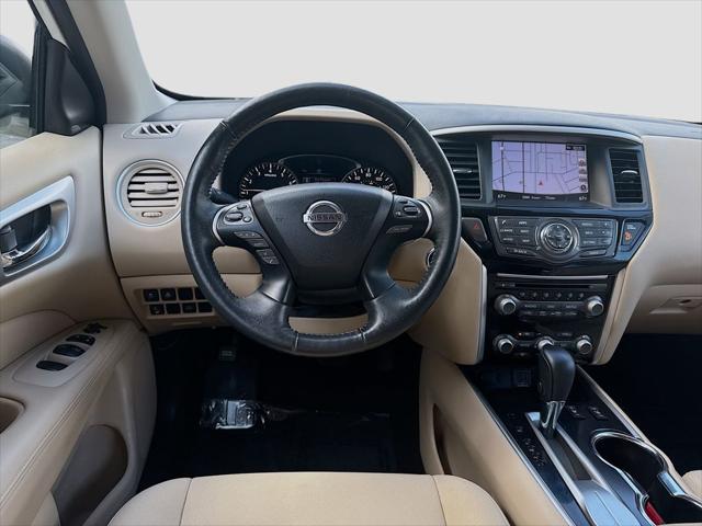 2019 Nissan Pathfinder SV