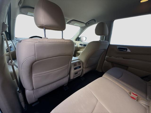 2019 Nissan Pathfinder SV