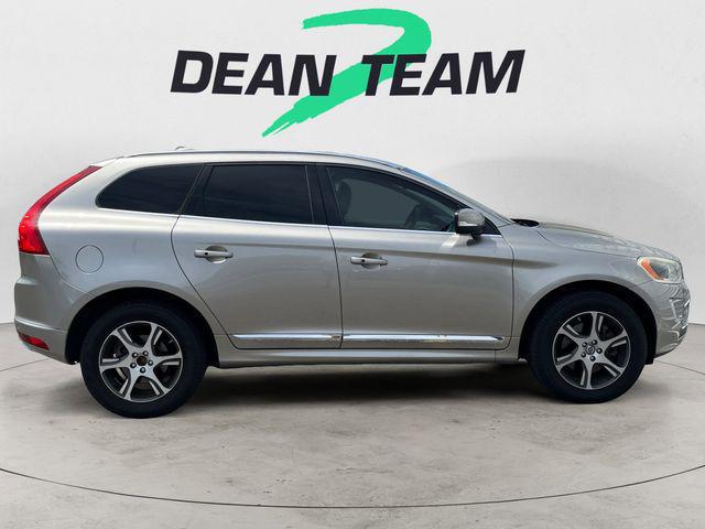 2015 Volvo XC60 T6 Platinum