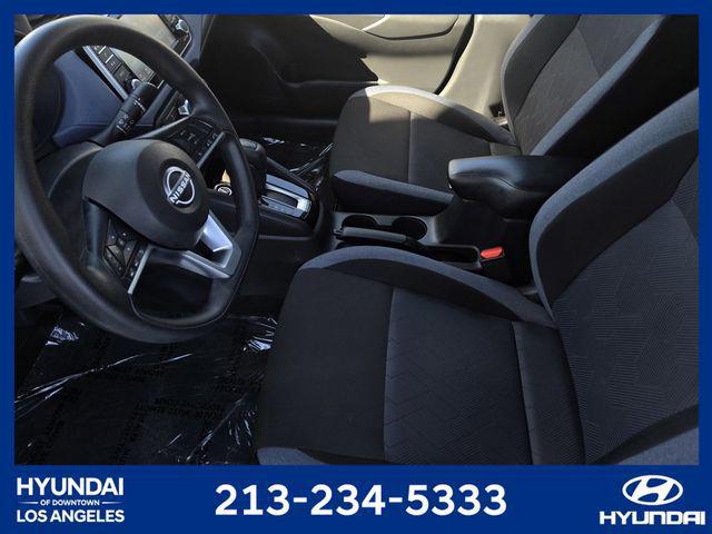 2024 Nissan Versa 1.6 SV