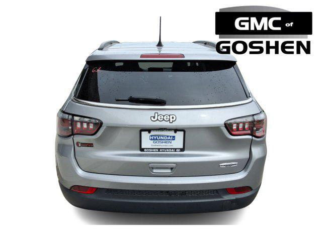 2022 Jeep Compass Latitude FWD