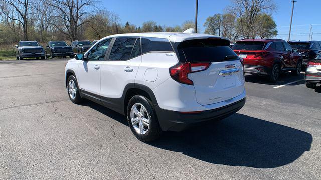 2024 GMC Terrain FWD SLE