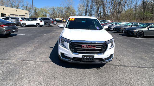 2024 GMC Terrain FWD SLE