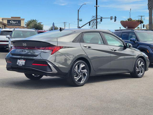 2025 Hyundai Elantra Hybrid SEL Sport