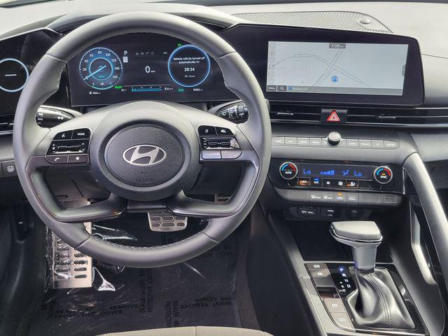 2025 Hyundai Elantra Hybrid SEL Sport