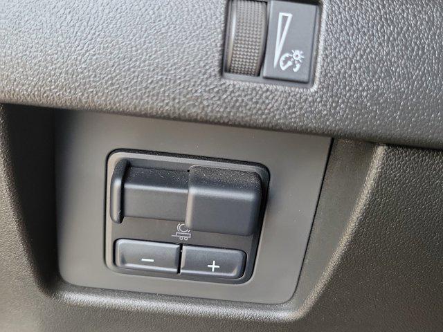 2023 Chevrolet Colorado 4WD Crew Cab Short Box Trail Boss