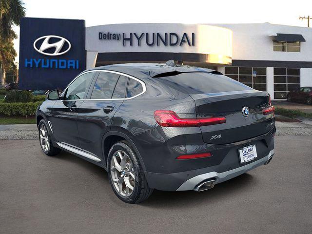 2022 BMW X4 xDrive30i